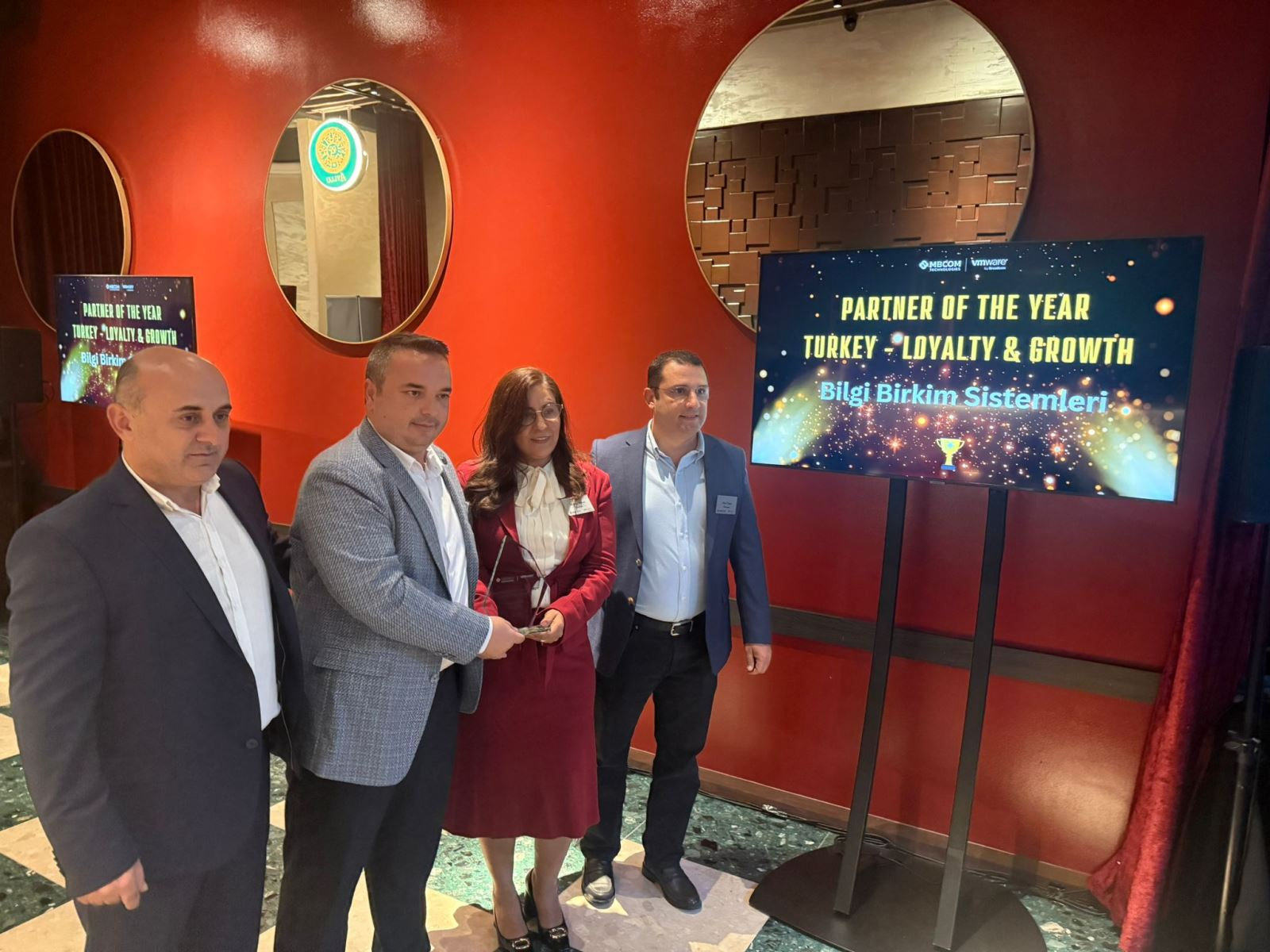 2025 VMware by Broadcom Explore On Tour